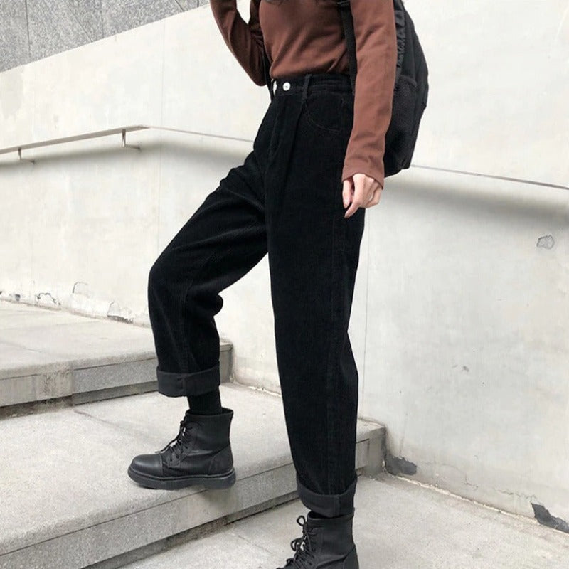 Comfortabele en moderne flared broek voor dames – ideaal voor elke gelegenheid