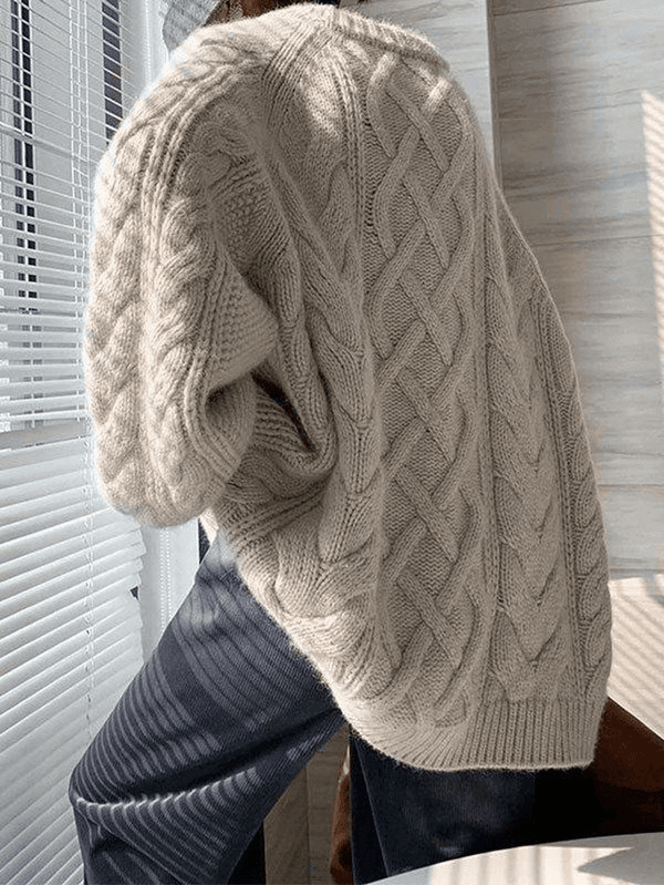 Elegante overmaats trui met een dikke weefstructuur voor het koude seizoen