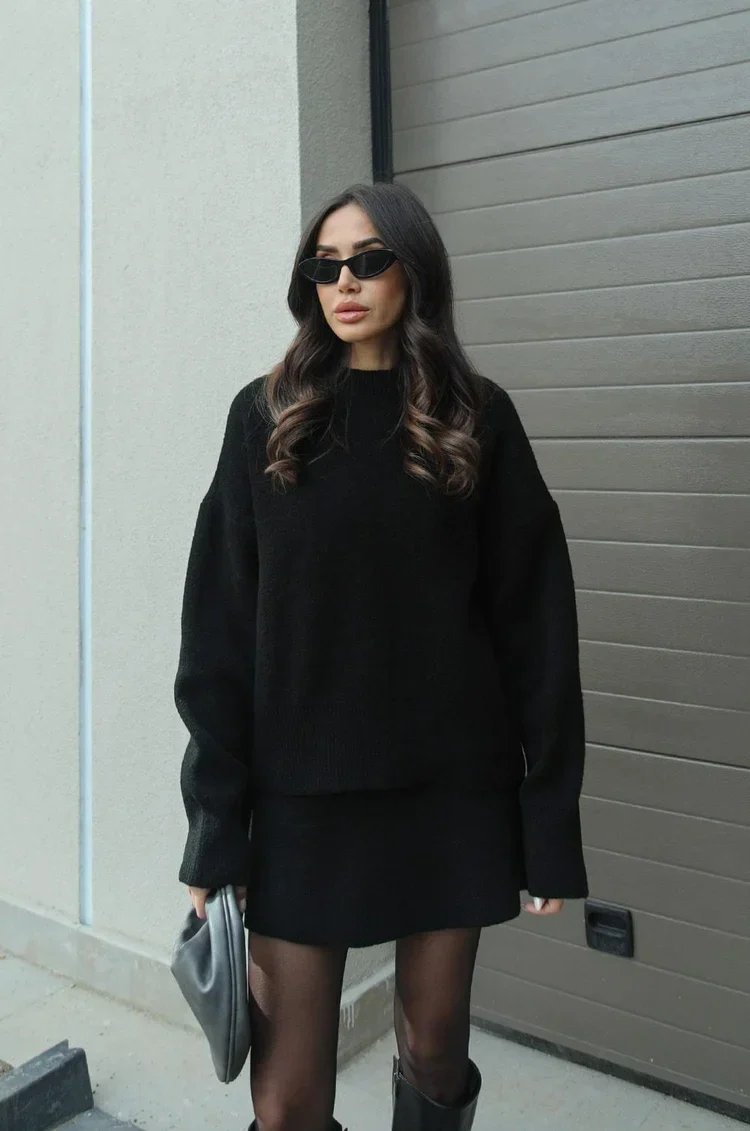 Modieuze Tweedelige Rok Set – Top en Rok voor Dames
