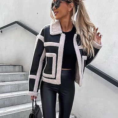 Trendy dames bikerjas met modern design en comfortabele pasvorm