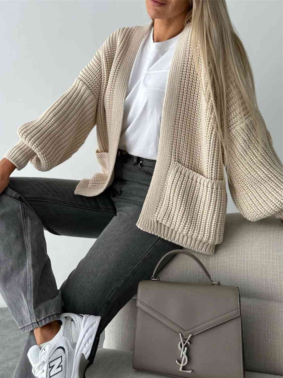 Modieuze Open Front Cardigan met Verlaagde Schouders voor Comfortabele uitstralings
