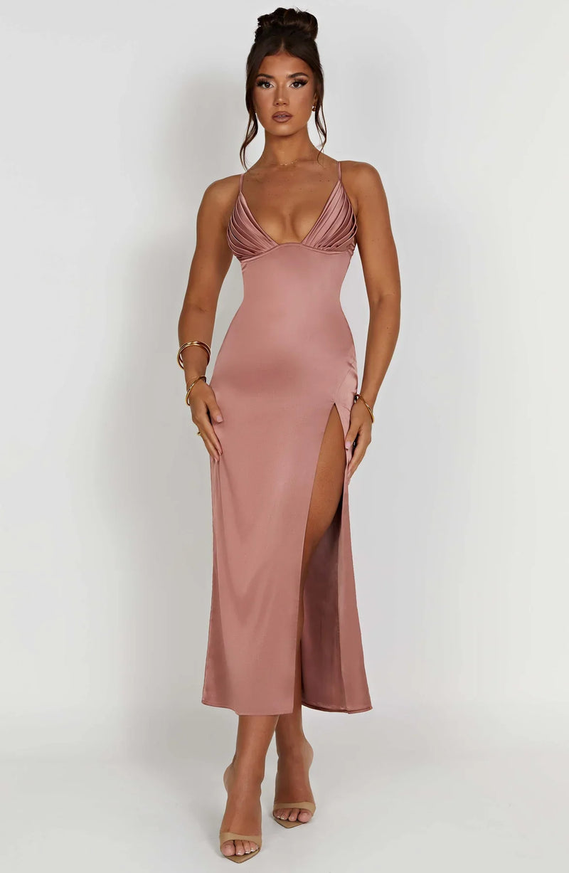Modieuze midi-jurk met spaghetti-bandjes voor een trendy look
