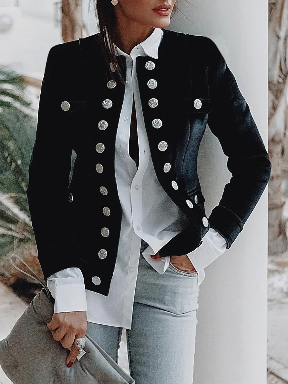 Stijlvolle blazer met knoopsluiting en ronde hals voor alledaagse kijkt