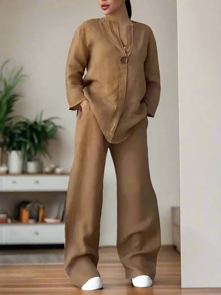 Modieuze dames outfit met een chique en luchtige uitstraling