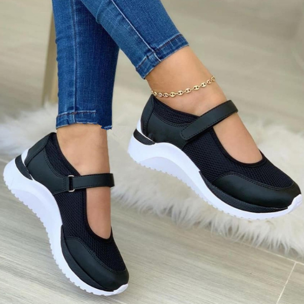 Trendy en luchtige zomersneakers voor dames met modern design