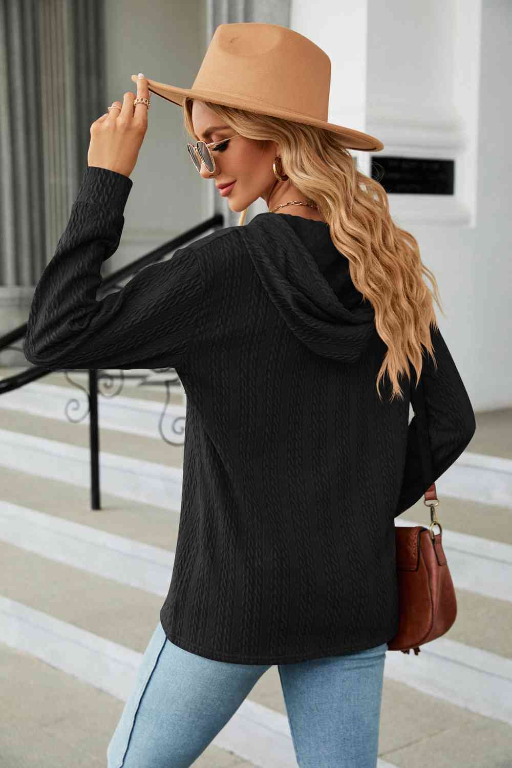 Kabelgebreide Hoodie met Lange Mouwen voor een Comfortabele Stijl