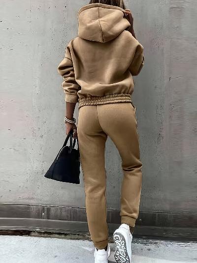 Comfortabele dames outfit met een trendy trui en broek