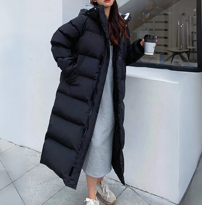 Lange warme damesjas met elegant en trendy ontwerp voor winterdagen