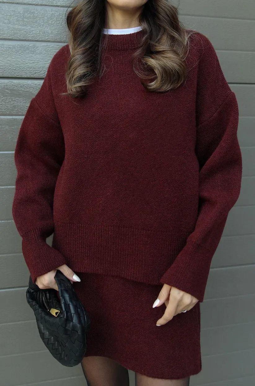 Modieuze Tweedelige Rok Set – Top en Rok voor Dames