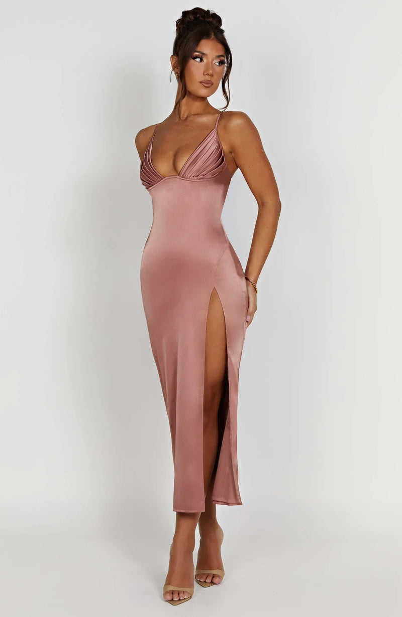 Modieuze midi-jurk met spaghetti-bandjes voor een trendy look