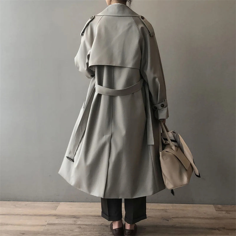 Stijlvolle lange trenchcoat voor dames met oversized pasvorm en dubbele rij knopen