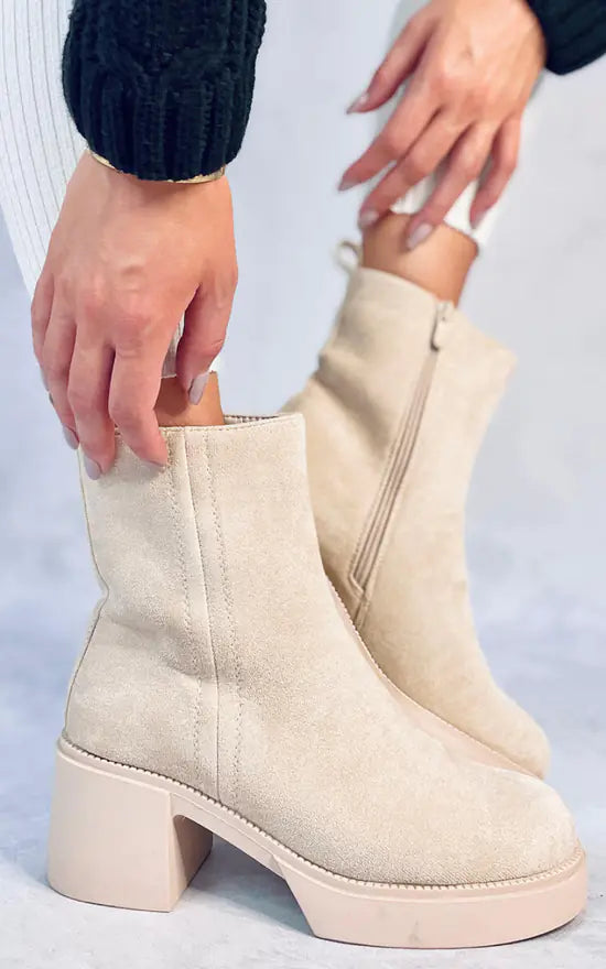 Beige Enkelboots met hippe ontwerp