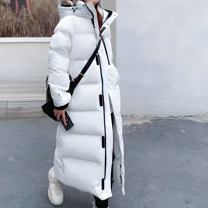 Lange warme damesjas met elegant en trendy ontwerp voor winterdagen