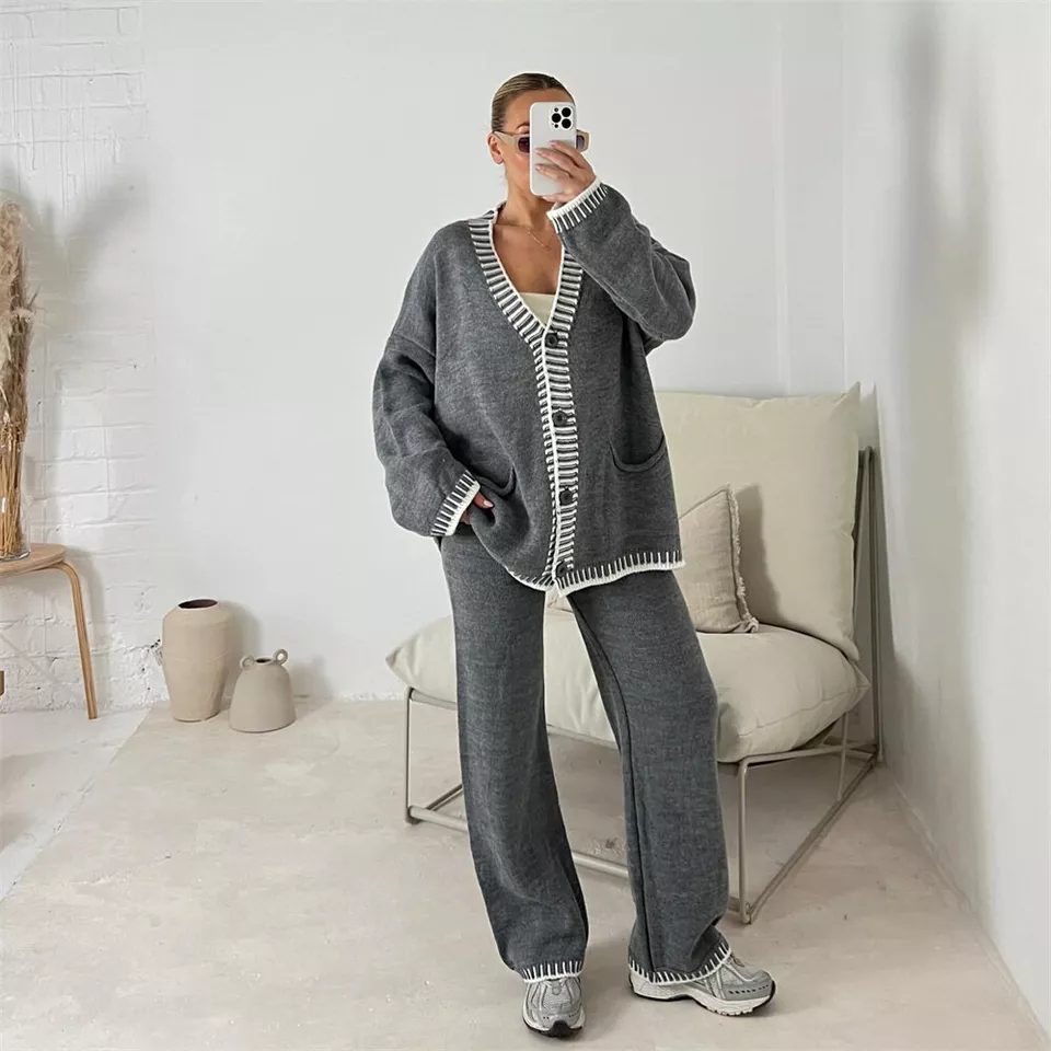 Stijlvolle damesset met een vest en een broek voor een hippe stijl