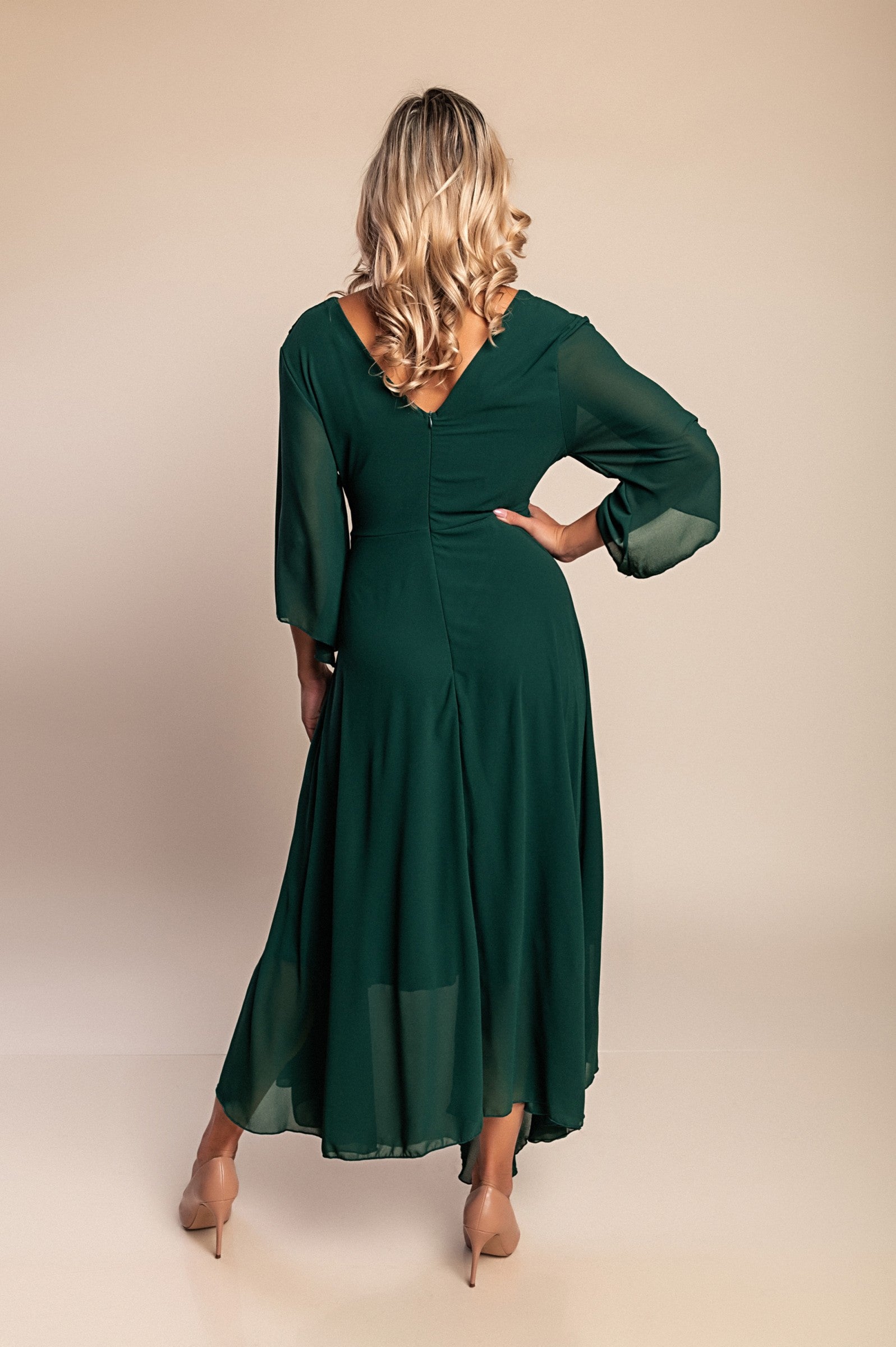 Maxi-jurk met V-hals en elegante uitstraling voor een stijlvolle look