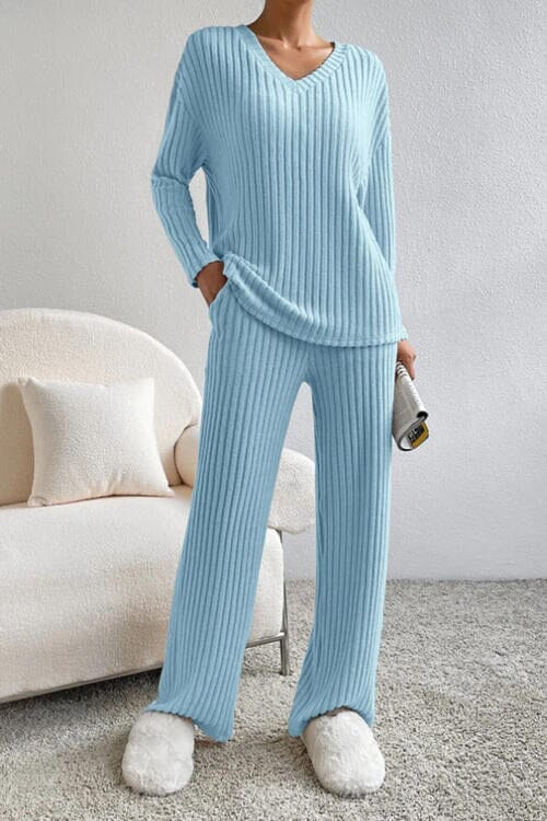 Top met V-hals en broek in de set