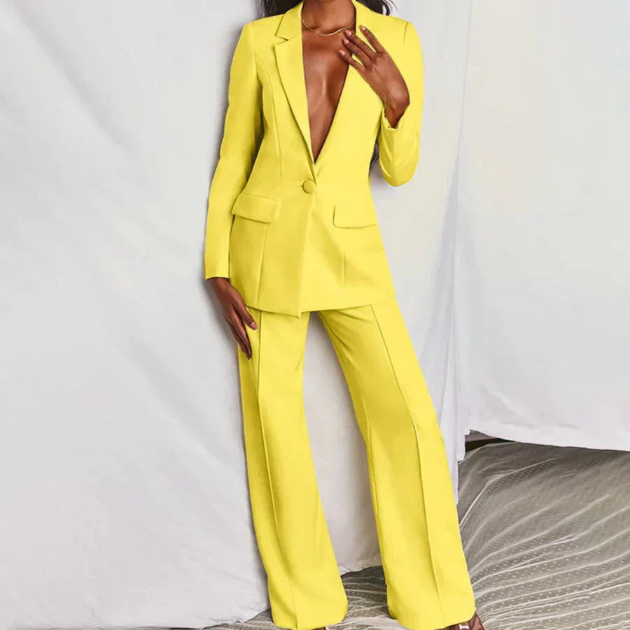 Stijlvolle dames blazer en broek set met een klassieke uitstraling