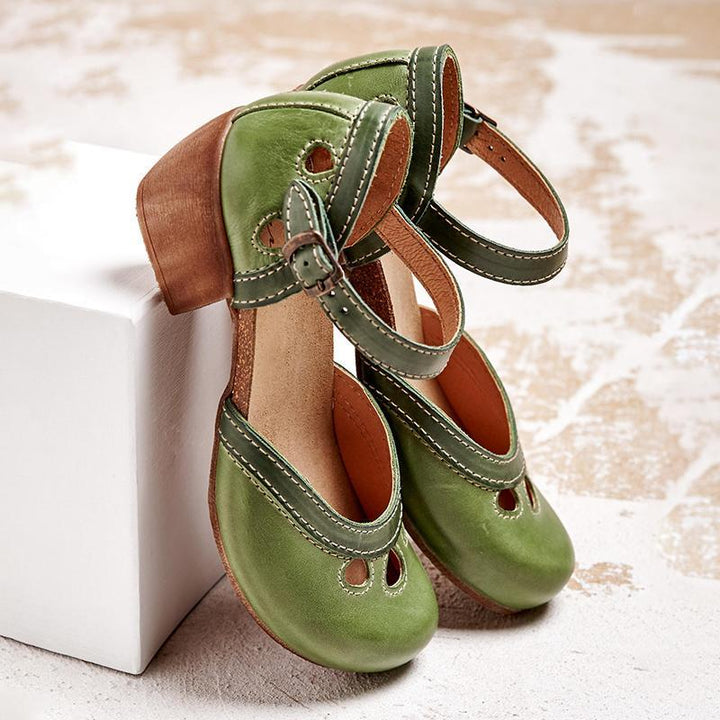 Vrouwelijke Elegante Sandalen met Lage Hak