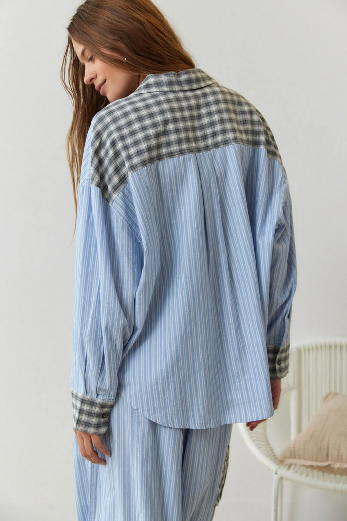 Stijlvolle dames pyjama set van twee delen met ruiten
