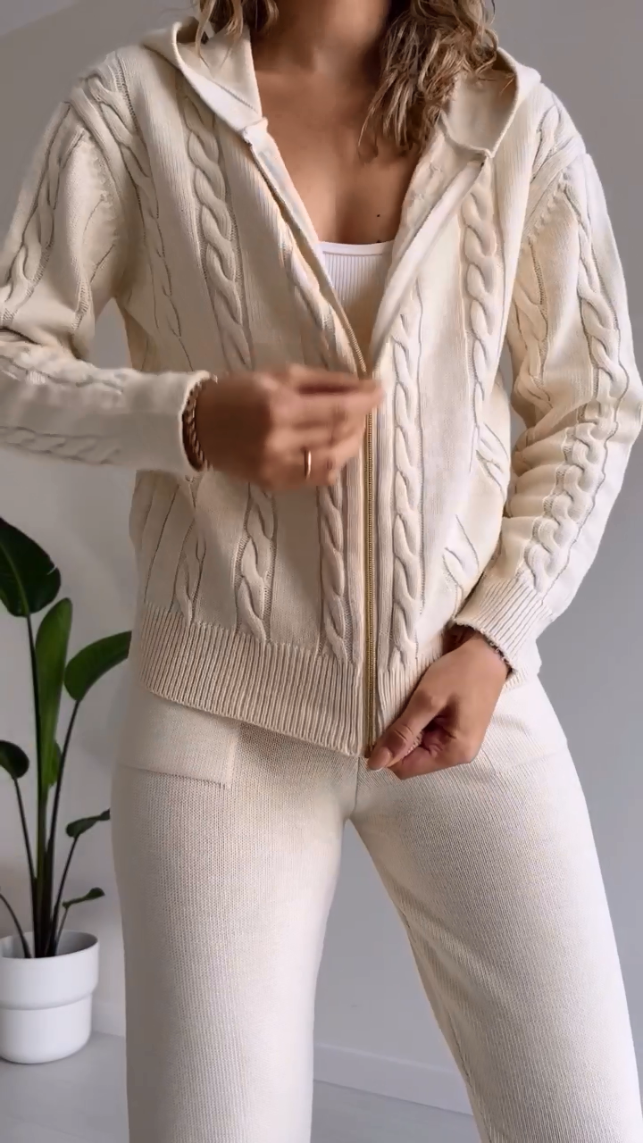Trendy Dames Set: Gedraaide Sweater en Cardigan in Moderne Stijl