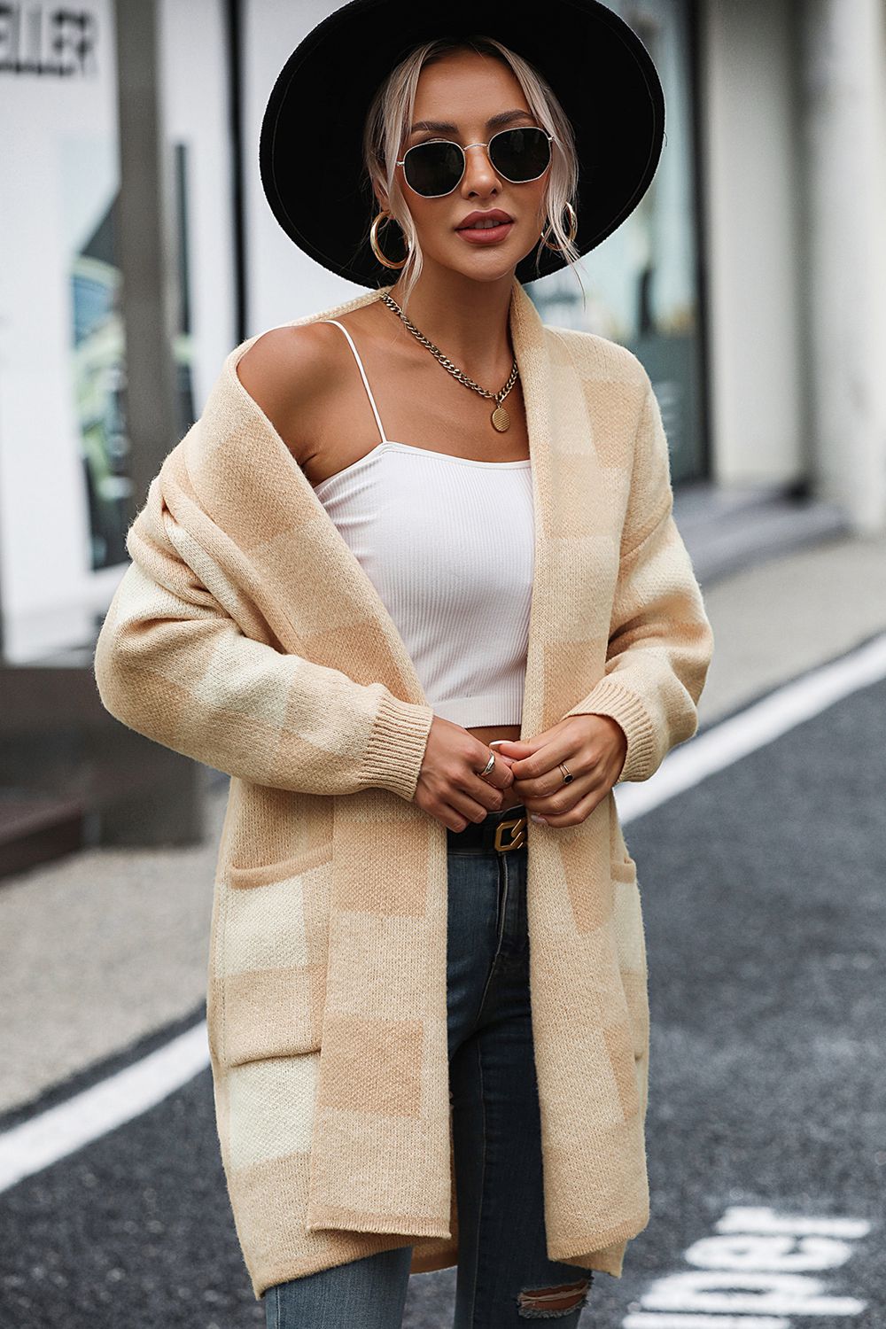 Stijlvolle Geruite Cardigan met Verlaagde Schouders en Zak door Sophie