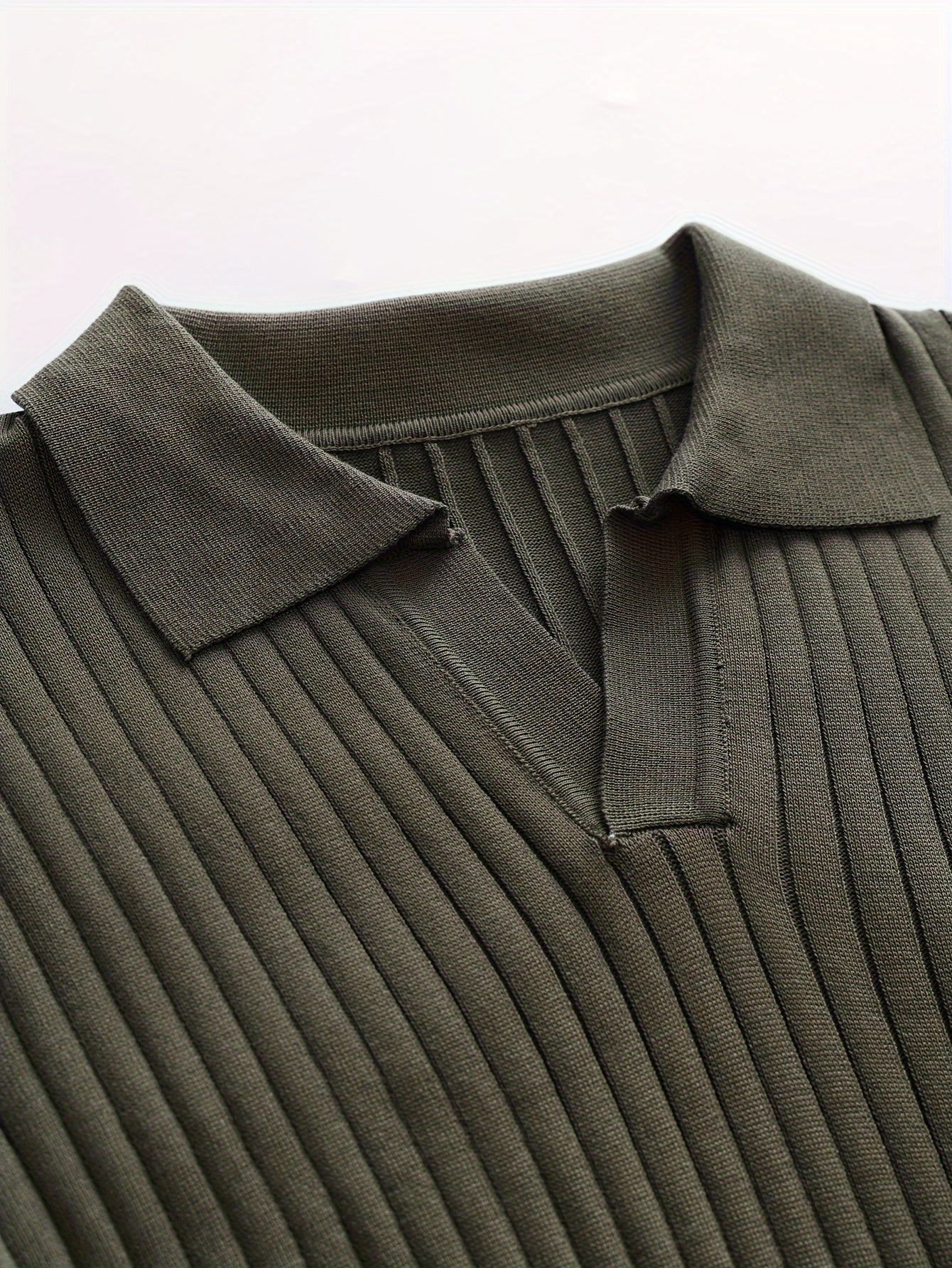 Modieuze Trui met V-Hals voor Heren – Comfortabel voor Herfst en Winter