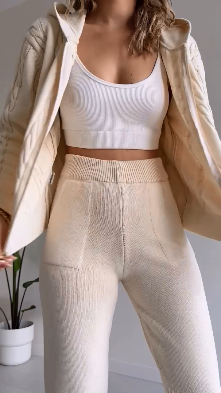 Trendy Dames Set: Gedraaide Sweater en Cardigan in Moderne Stijl