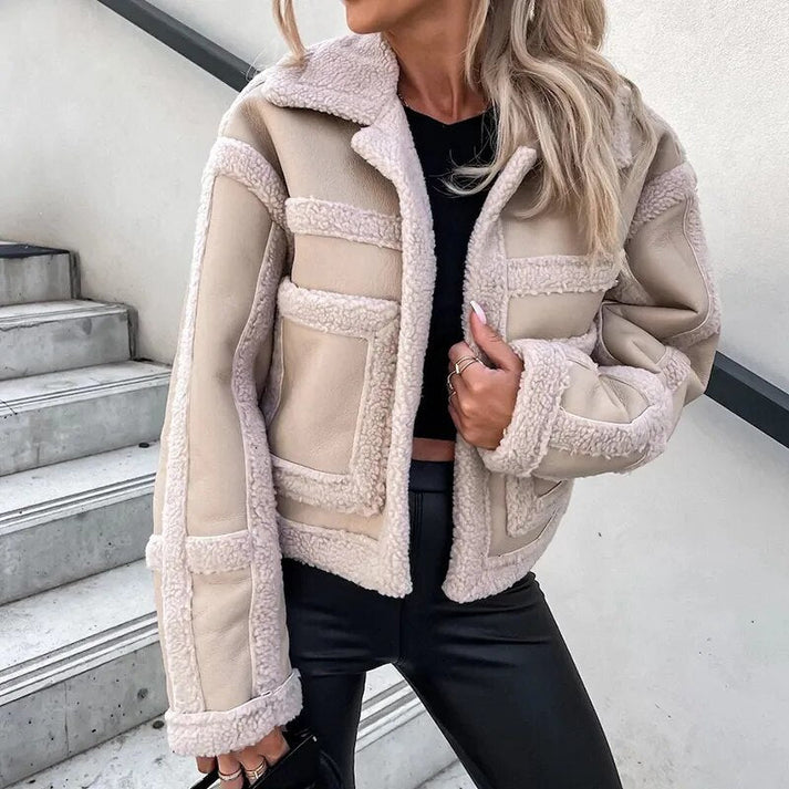 Trendy dames bikerjas met modern design en comfortabele pasvorm
