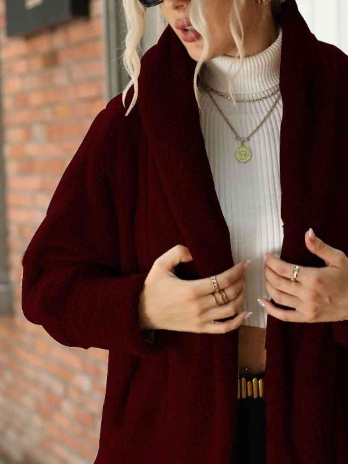 Een elegante jas met moderne accenten voor herfstweer