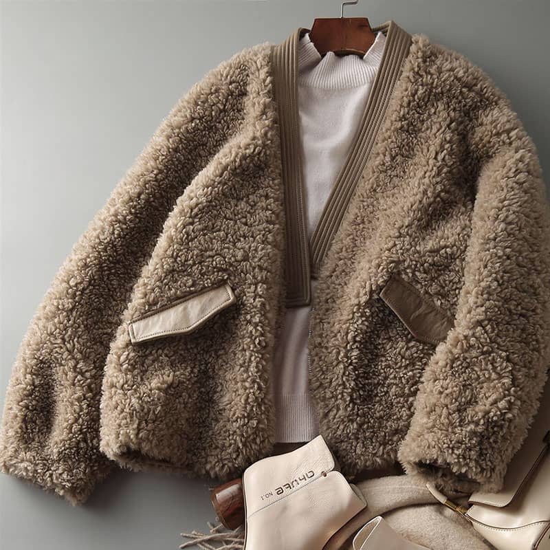 Dames Stijlvolle Korte Jas voor Warme Winterdagen