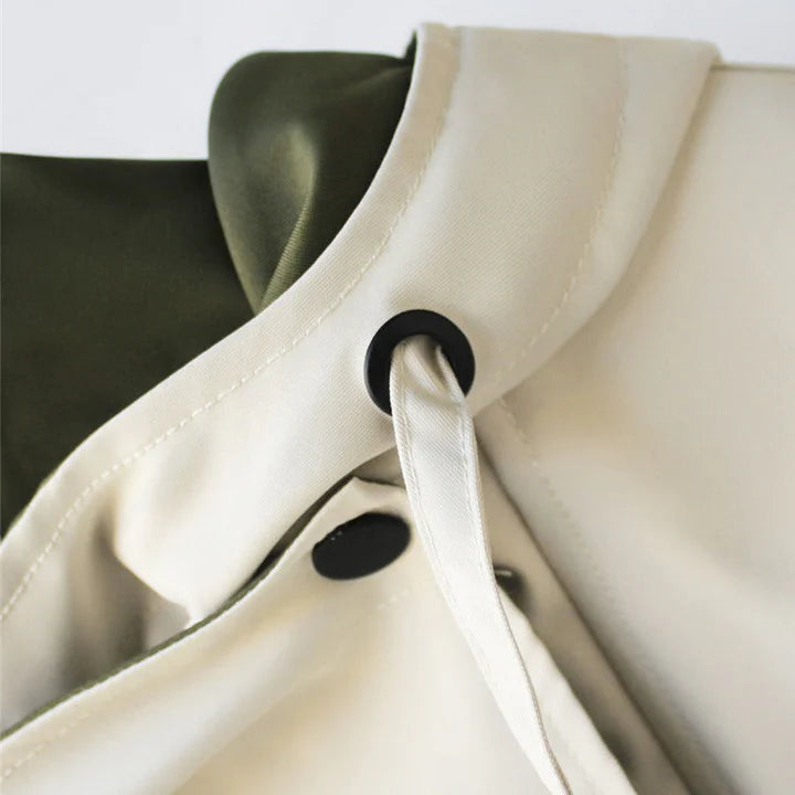 Comfortabele trenchcoat met lange mouwen en modieus ontwerp voor stadswandelingen