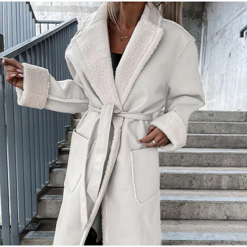 Elegante jas met ingekeepte kraag