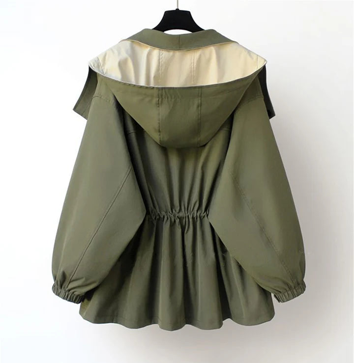 Comfortabele trenchcoat met lange mouwen en modieus ontwerp voor stadswandelingen
