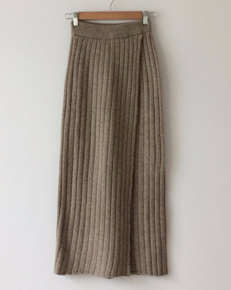 Een stijlvolle lange rok met een geribbelde textuur voor een comfortabele uitstraling.