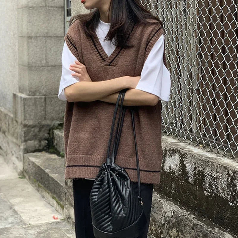 Trendy en moderne oversized mouwloze damesvest
