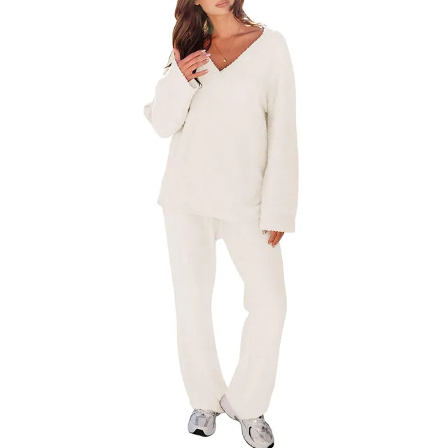 Comfortabel Pyjama Set met V-hals en Lange Mouwen – Perfect voor Ontspanning