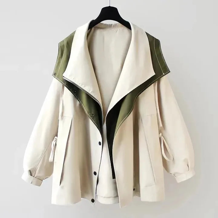 Comfortabele trenchcoat met lange mouwen en modieus ontwerp voor stadswandelingen