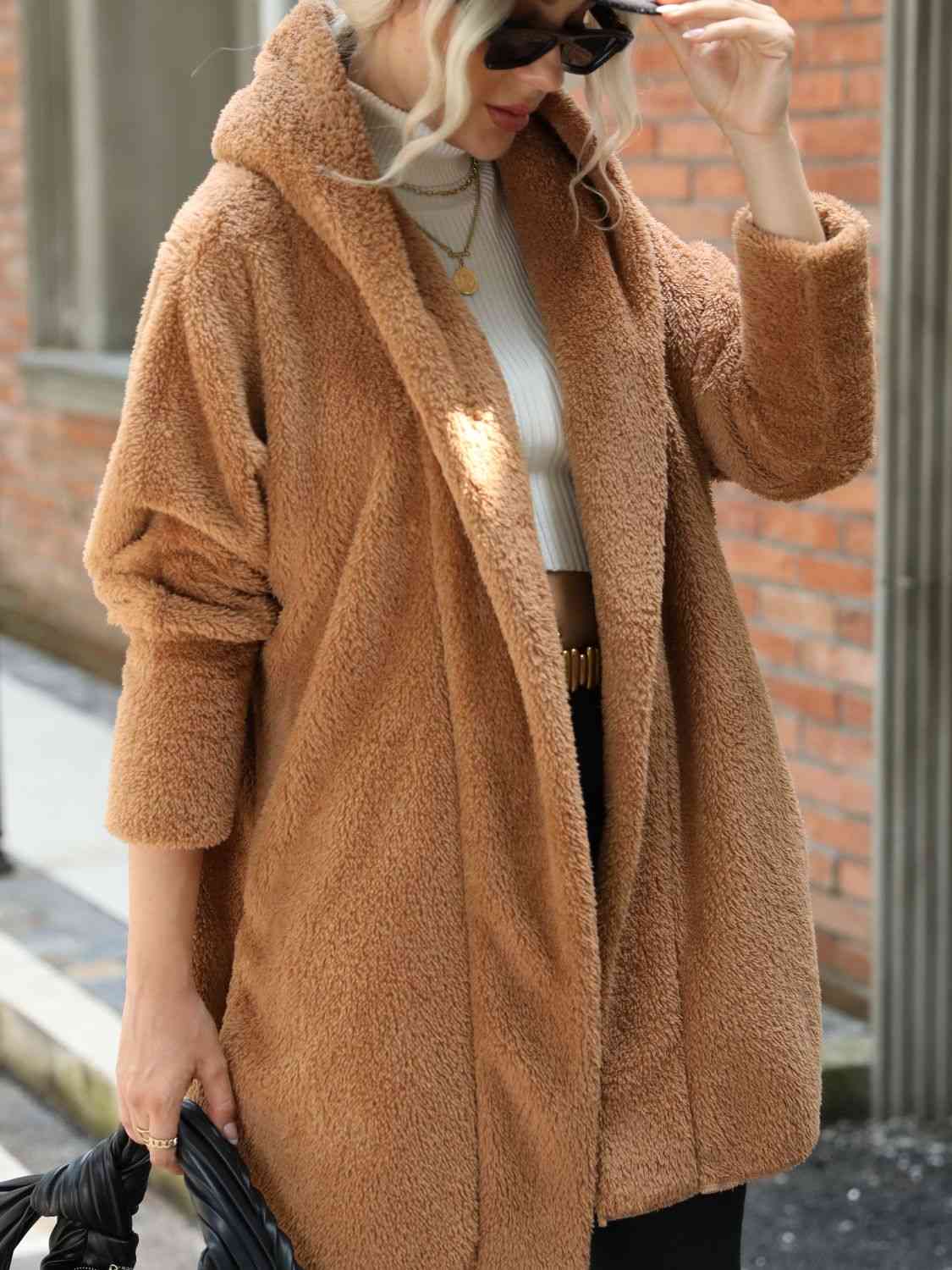 Een elegante jas met moderne accenten voor herfstweer