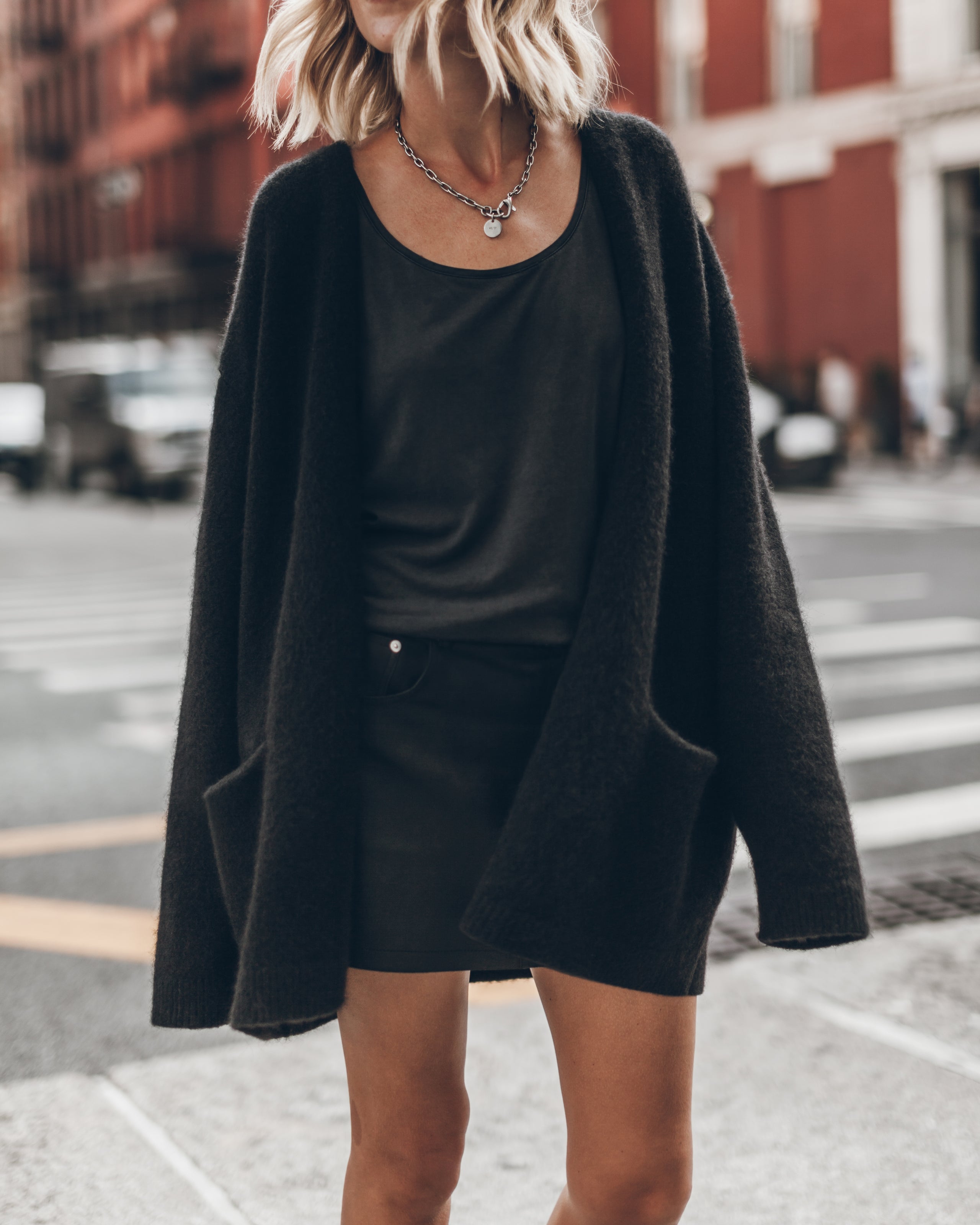 Zwarte Oversized Cardigan – Comfort en Stijl voor Dagelijks Gebruik